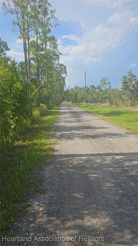 5037 Oak Road, Sebring, FL 33875