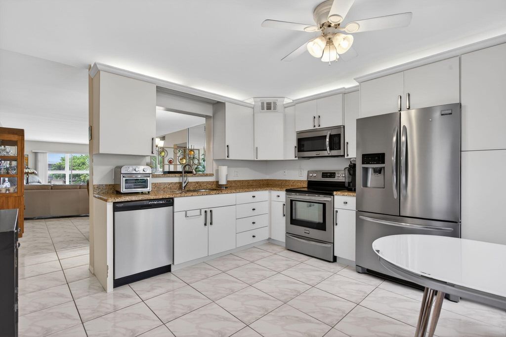 3202 Portofino Point O3, Coconut Creek, FL 33066