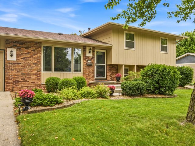 1113 SE Cortina Drive, Ankeny, IA 50021