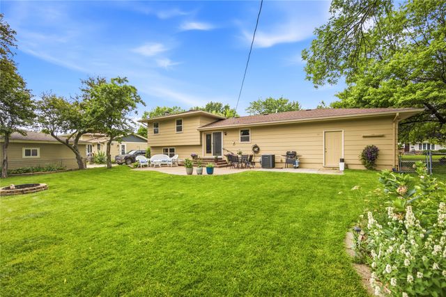 1113 SE Cortina Drive, Ankeny, IA 50021