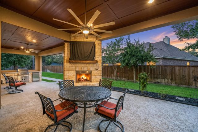 12606 Whitney Court, Magnolia, TX 77354