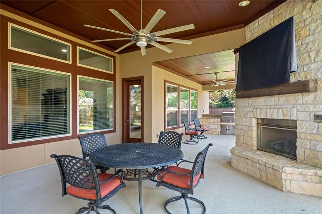 12606 Whitney Court, Magnolia, TX 77354