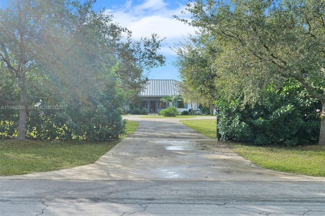 19900 SW 280th St, Homestead, FL 33031