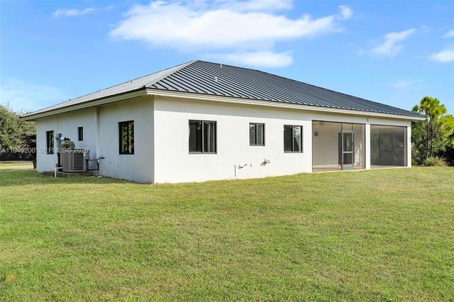 19900 SW 280th St, Homestead, FL 33031