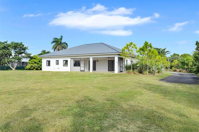 19900 SW 280th St, Homestead, FL 33031