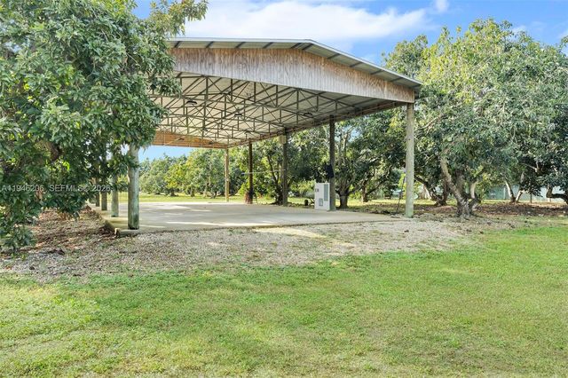 19900 SW 280th St, Homestead, FL 33031