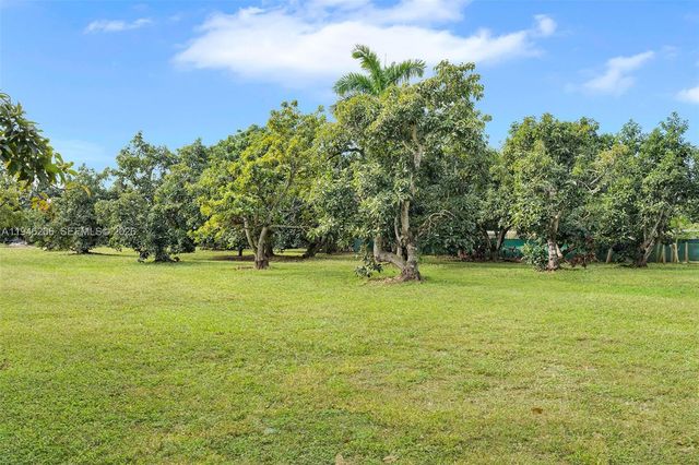 19900 SW 280th St, Homestead, FL 33031