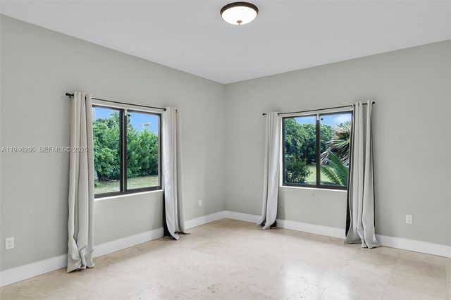 19900 SW 280th St, Homestead, FL 33031