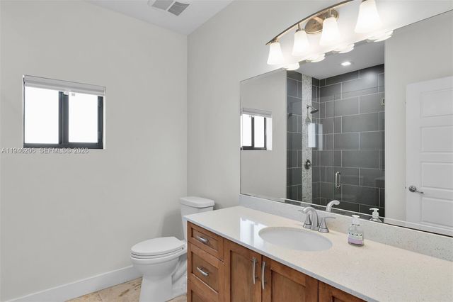 19900 SW 280th St, Homestead, FL 33031