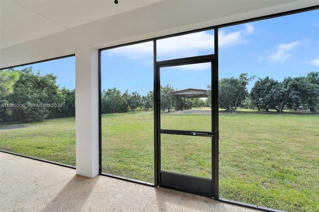 19900 SW 280th St, Homestead, FL 33031