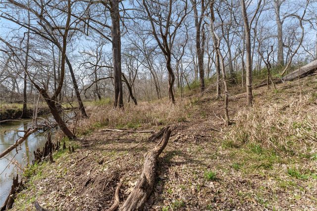 Tract 5 Cr 117, Hungerford, TX 77448