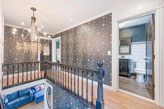 6 New York Avenue, Stony Brook, NY 11790