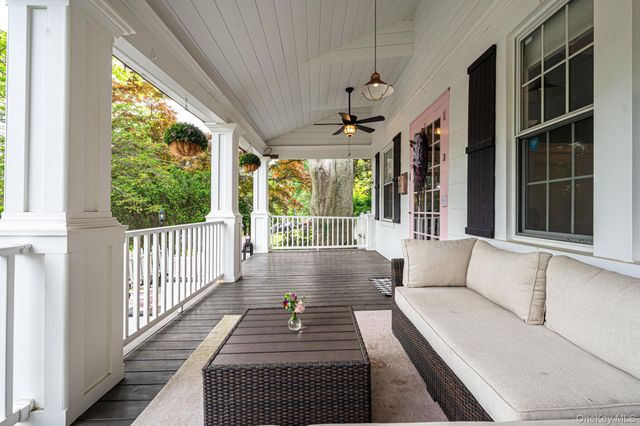 6 New York Avenue, Stony Brook, NY 11790