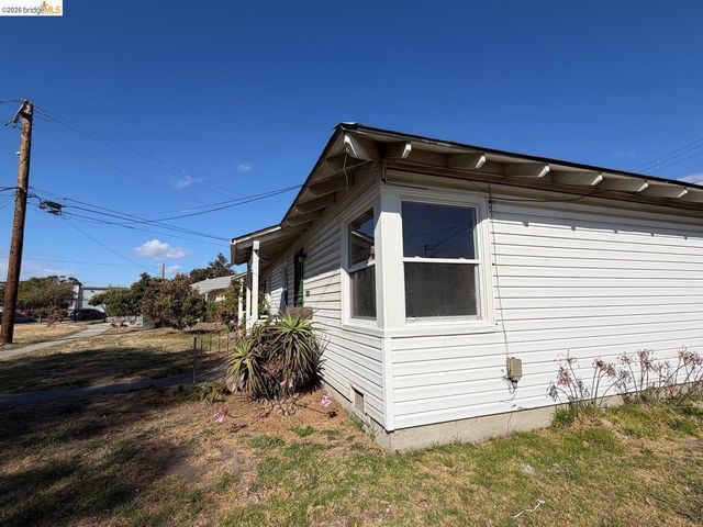 274 Collins, Richmond, CA 94801