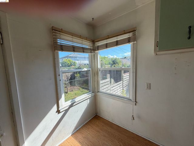 274 Collins, Richmond, CA 94801