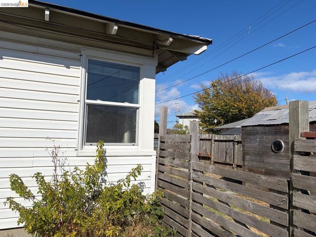 274 Collins, Richmond, CA 94801