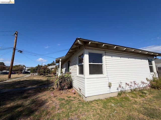 274 Collins, Richmond, CA 94801