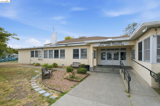 274 Collins, Richmond, CA 94801