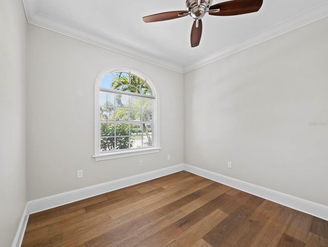 819 PARADISE WAY, Sarasota, FL 34242
