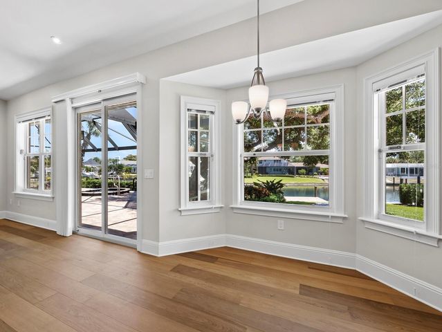 819 PARADISE WAY, Sarasota, FL 34242