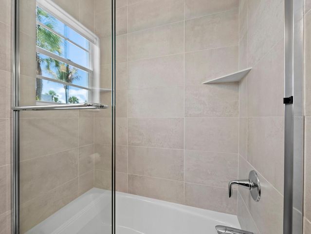 819 PARADISE WAY, Sarasota, FL 34242