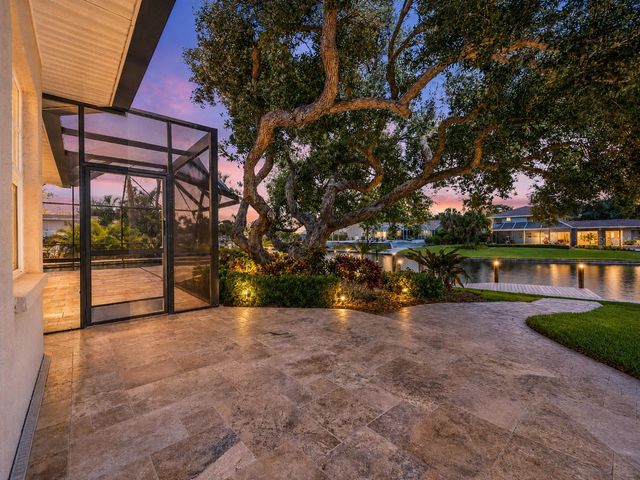 819 PARADISE WAY, Sarasota, FL 34242