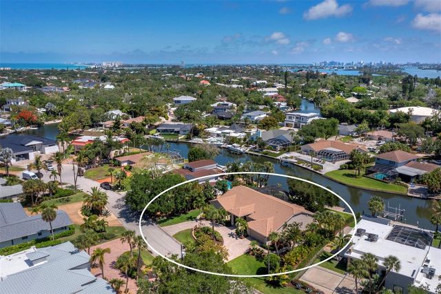 819 PARADISE WAY, Sarasota, FL 34242
