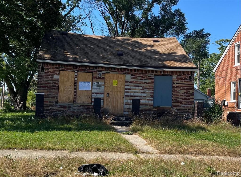 20401 Washburn Street, Detroit, MI 48221