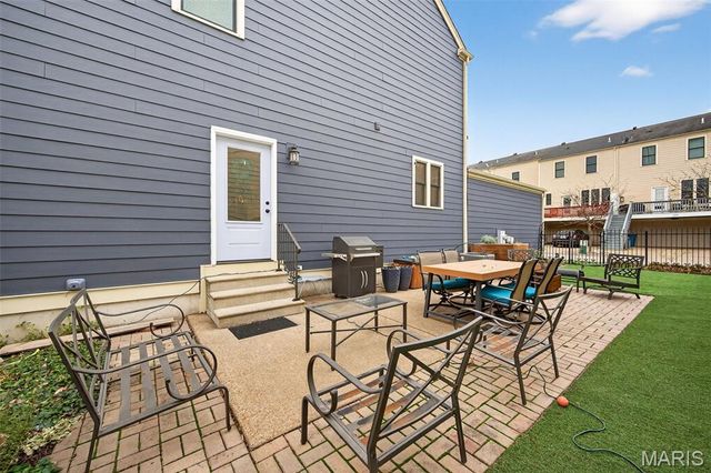 3308 Shutten Street, St Charles, MO 63301