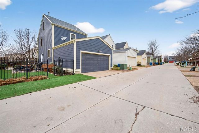 3308 Shutten Street, St Charles, MO 63301