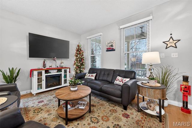 3308 Shutten Street, St Charles, MO 63301