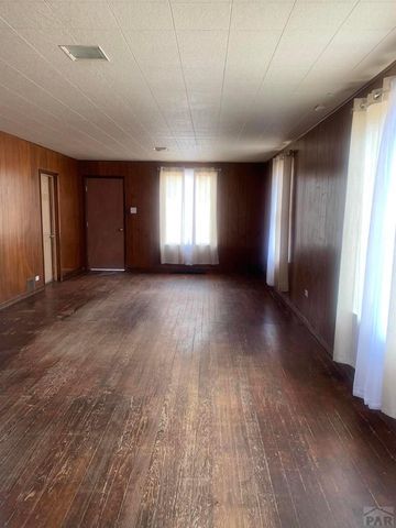 309 Walsen Ave, Walsenburg, CO 81089
