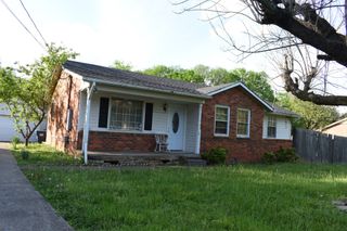 7111 Stroop Ln, Murfreesboro, TN 37129