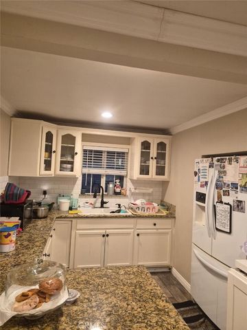 4605 W Flight Avenue, Santa Ana, CA 92704