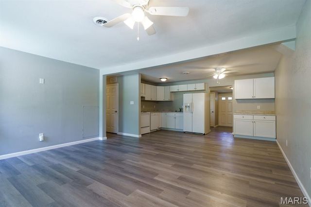 122 Saint James Lane, Cahokia, IL 62206