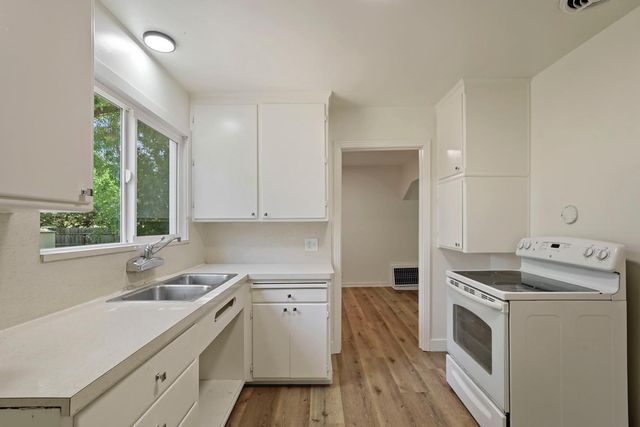 3421 Franklin Ave, Stockton, CA 95204