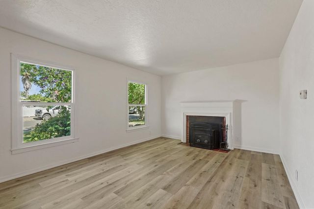 3421 Franklin Ave, Stockton, CA 95204