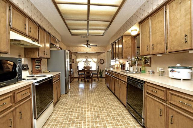 1603 Pin Oak LN, Round Rock, TX 78681