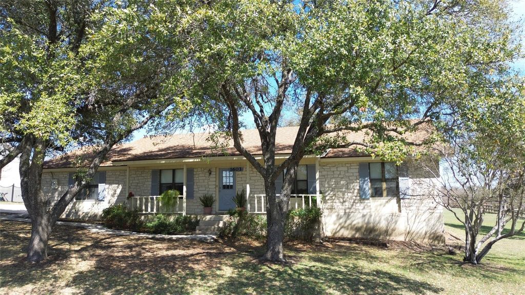 1603 Pin Oak LN, Round Rock, TX 78681