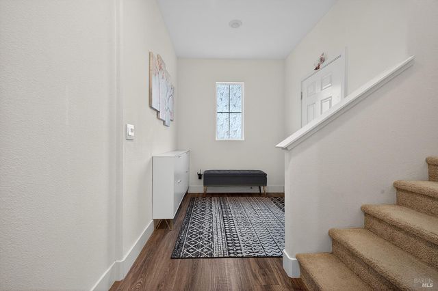 6042 Oxford Pl, Rohnert Park, CA 94928