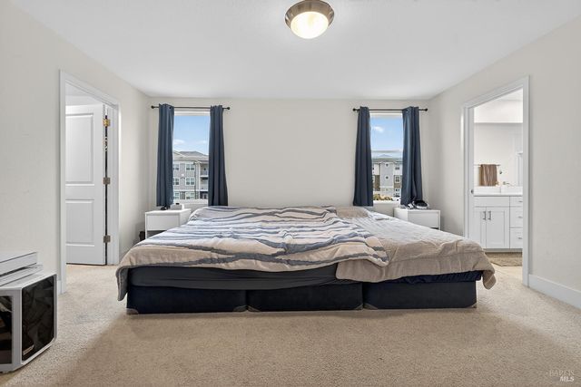 6042 Oxford Pl, Rohnert Park, CA 94928