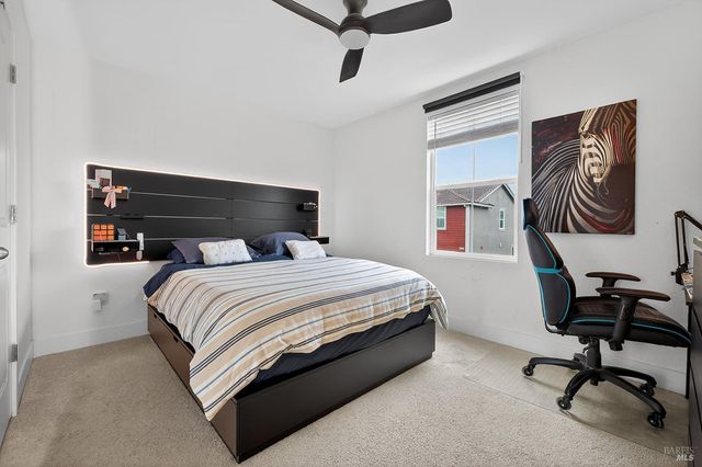 6042 Oxford Pl, Rohnert Park, CA 94928