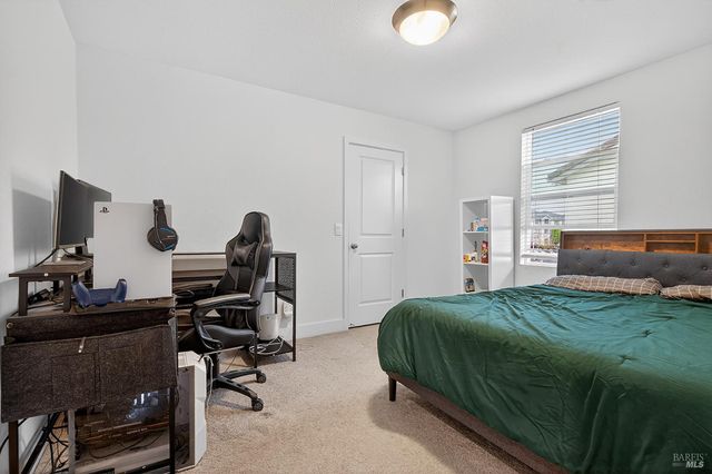 6042 Oxford Pl, Rohnert Park, CA 94928