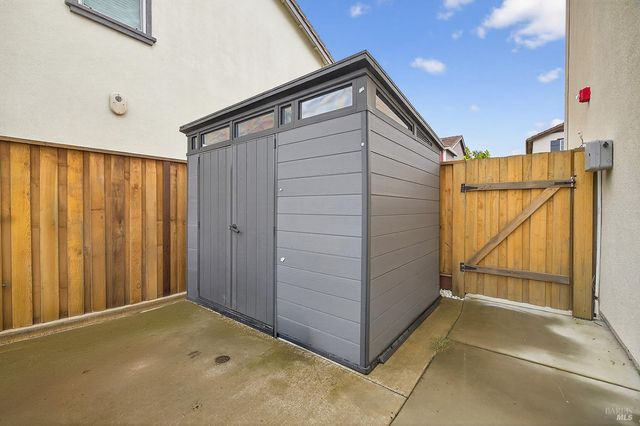 6042 Oxford Pl, Rohnert Park, CA 94928