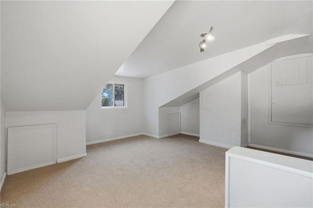 180 Yorkshire RD, Portsmouth, VA 23701
