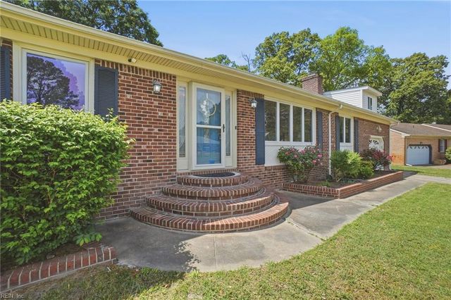 180 Yorkshire RD, Portsmouth, VA 23701
