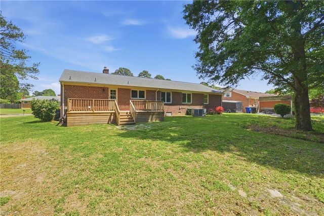 180 Yorkshire RD, Portsmouth, VA 23701