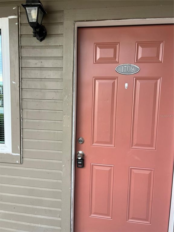 10265 GANDY BOULEVARD N 1709, St Petersburg, FL 33702