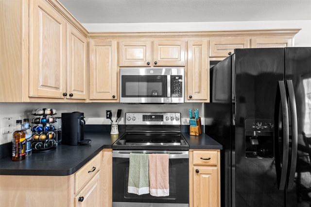 136 Goldeneye Lane, Fort Worth, TX 76120
