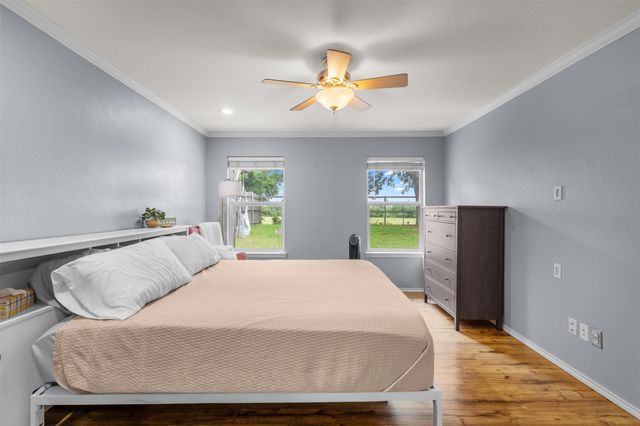 136 Goldeneye Lane, Fort Worth, TX 76120
